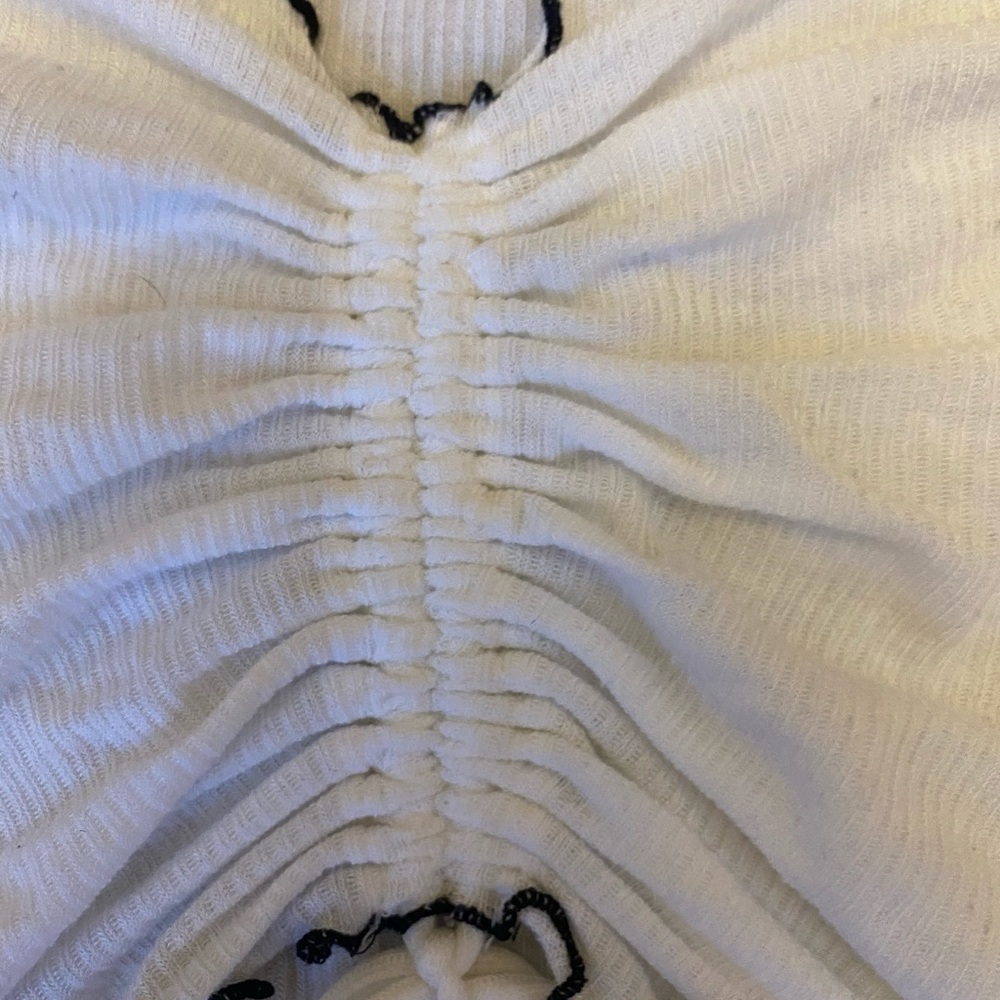 UO Rouched top - Picture 3 of 4
